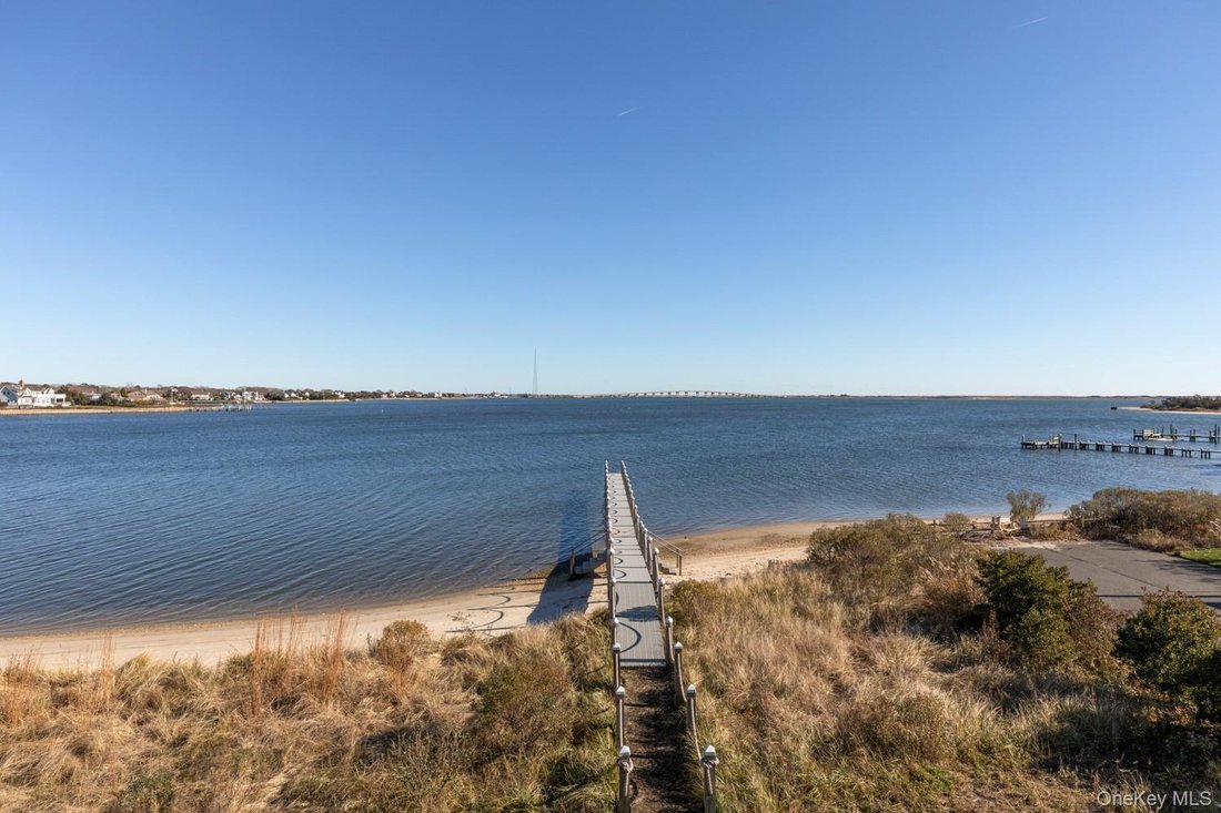 House in Hampton Bays, New York, United States 4 - 16978965