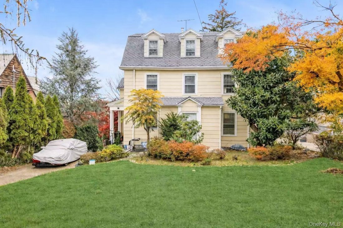 House in New York, New York, United States 1 - 16983754