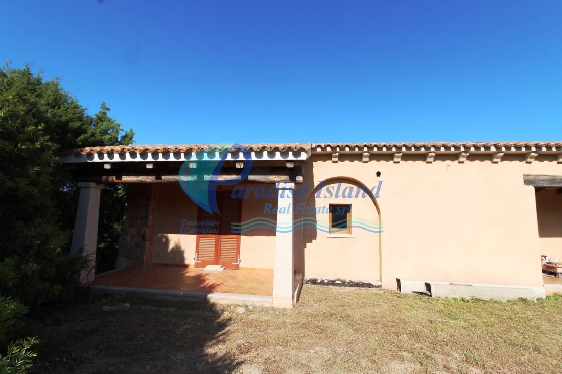 Villa in Arzachena, Sardinia, Italy 2 - 12723741