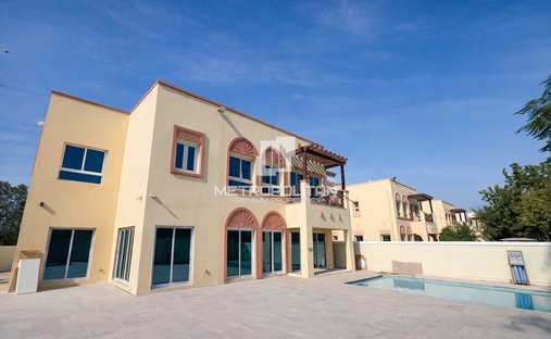 Villa in Al Barsha South 5, Al Barsha, Dubai 1