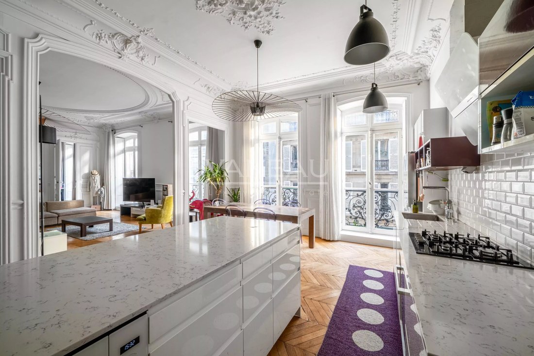 Apartment in Europe, Paris 8e Arrondissement, Paris 3 - 16983885