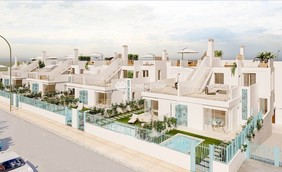 Villa in Los Alcazares, Región de Murcia, Spain 2 - 16984103