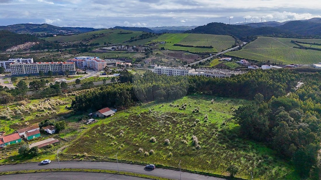 Land in Santa Maria, Sao Pedro e Matacaes, Lisbon, Portugal 2 - 16977943