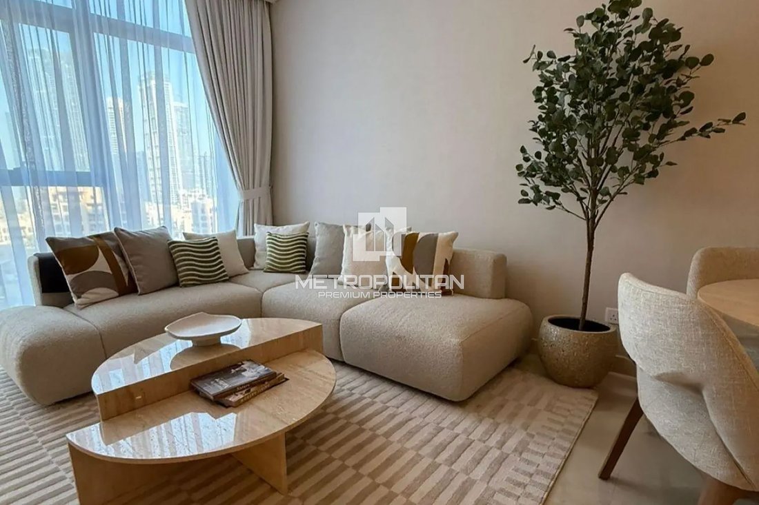 Apartment in Downtown Dubai, Dubai, United Arab Emirates 3 - 16981838