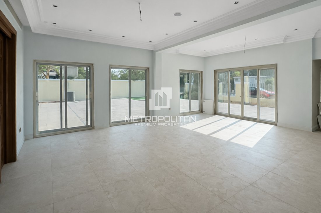 Villa in Al Barsha South 5, Al Barsha, Dubai 2 - 16981798