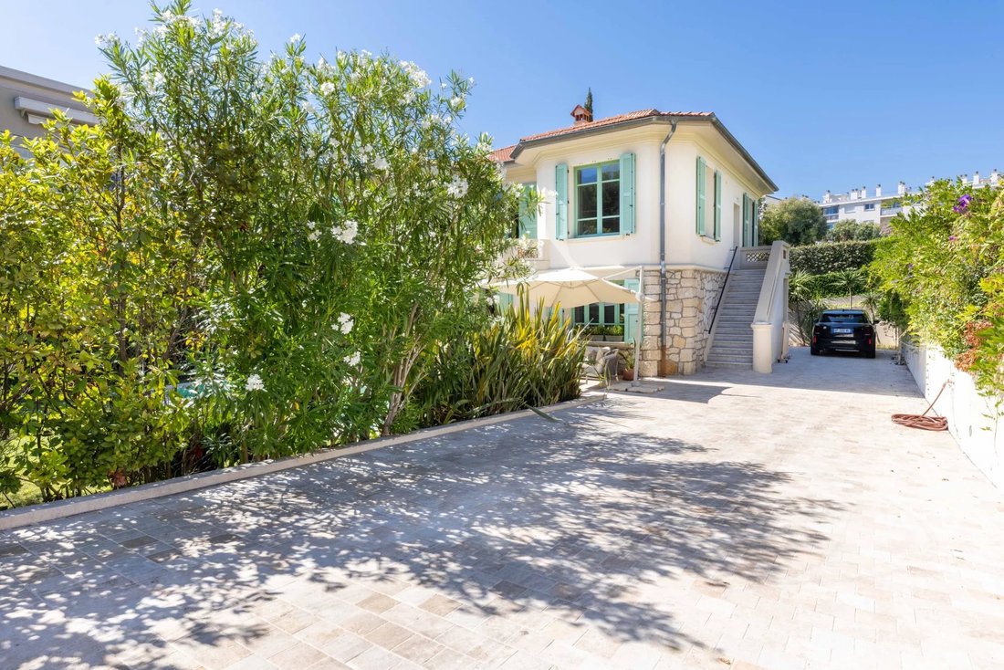 Villa in Ponteil, Antibes, France 3 - 13231129