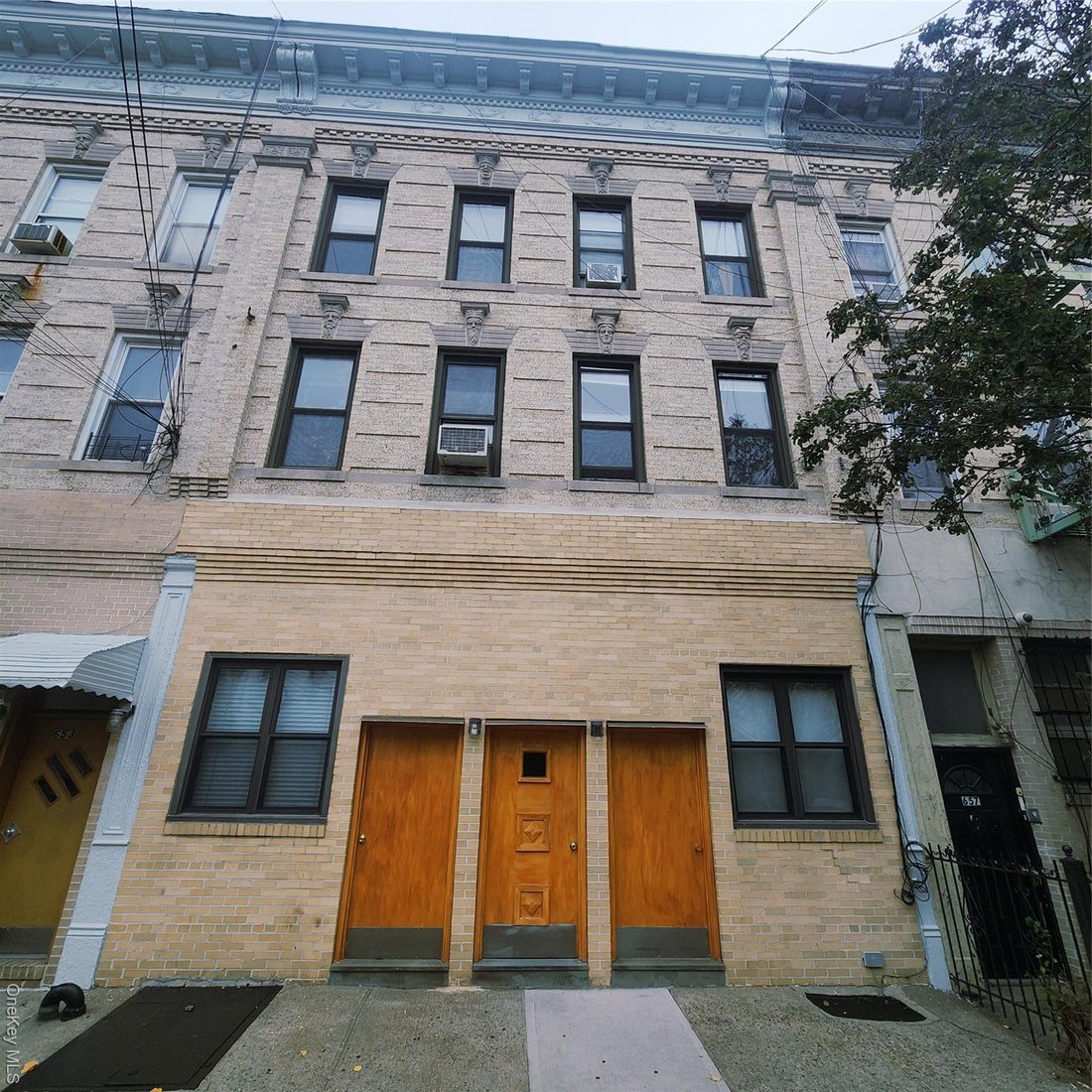 New York, New York, United States 1 - 16978182