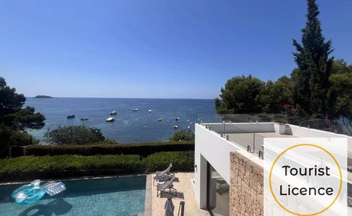 House in Sant Carles de Peralta, Santa Eularia des Riu, Balearic Islands 1