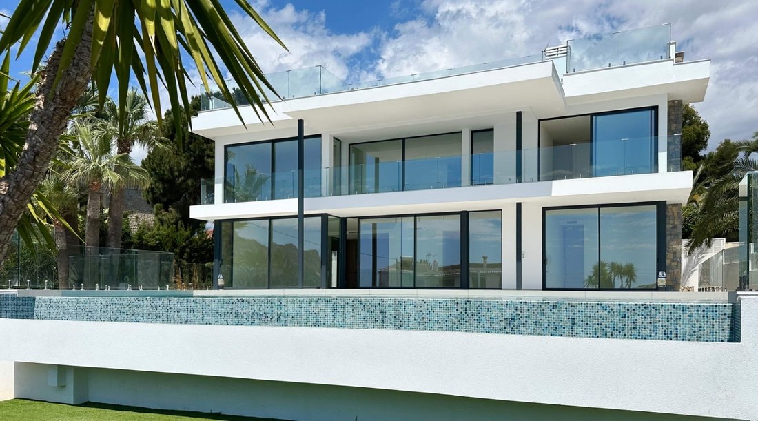 Villa in Calp / Calpe, Valencian Community, Spain 5 - 16984199
