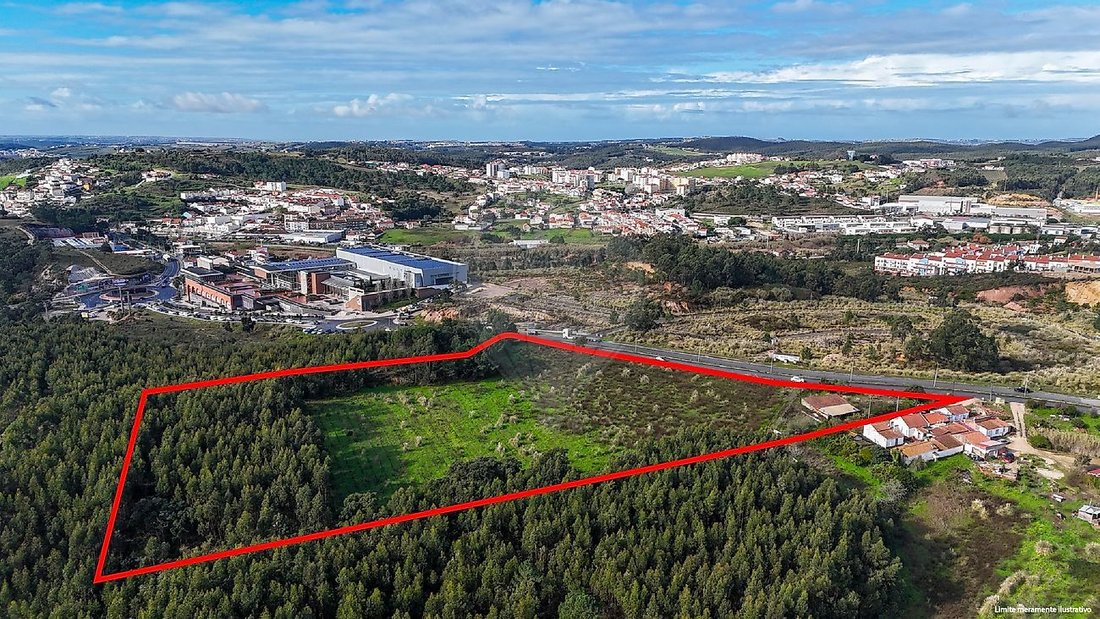 Land in Santa Maria, Sao Pedro und Matacaes, Lissabon, Portugal 1 - 16977943