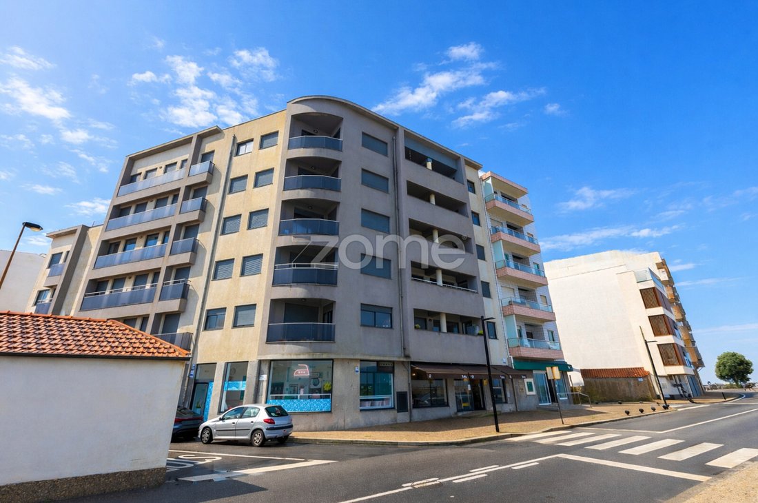 Apartment in Aver-o-Mar, Amorim e Terroso, Porto District, Portugal 3 - 16984599