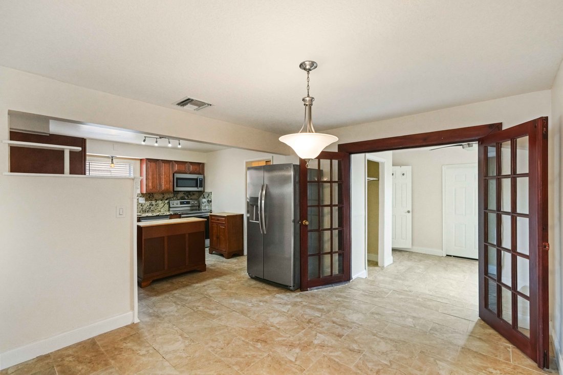 Oakland Park, Florida, United States 5 - 16985222