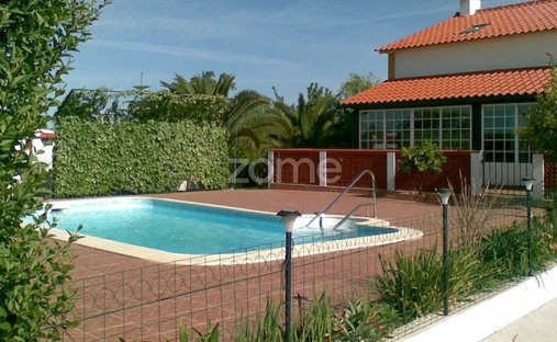 Finca in Sao Vicente do Paul e Vale de Figueira, Santarem District, Portugal 1