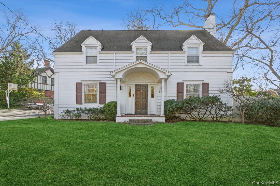 House in Lawrence, New York, United States 1 - 16980397