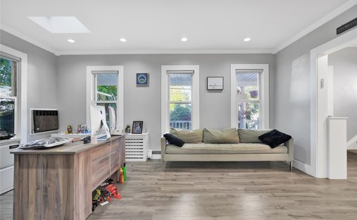 House in Woodmere, New York, United States 1