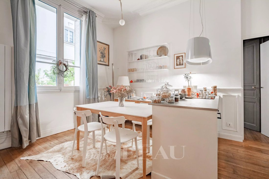 Apartment in Courcelles-Wagram, Paris 17e Arrondissement, Paris 4 - 16981274