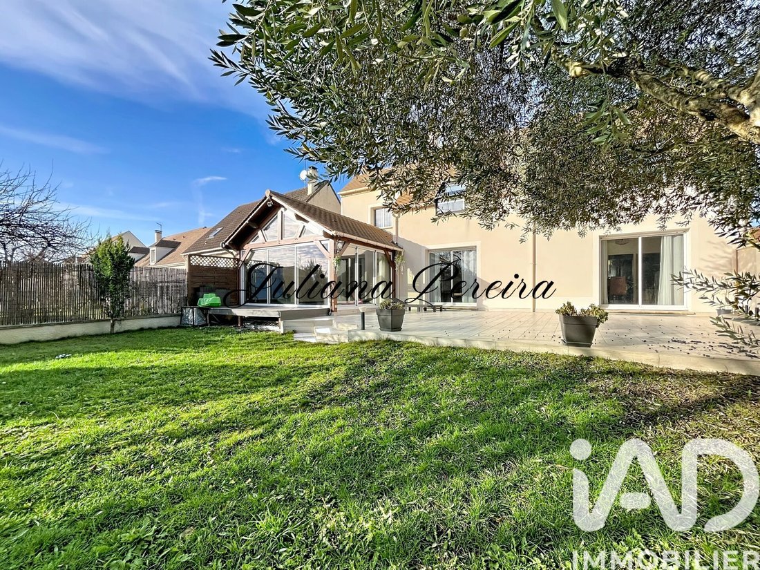House in Issou, Ile-de-France, France 2 - 16982374