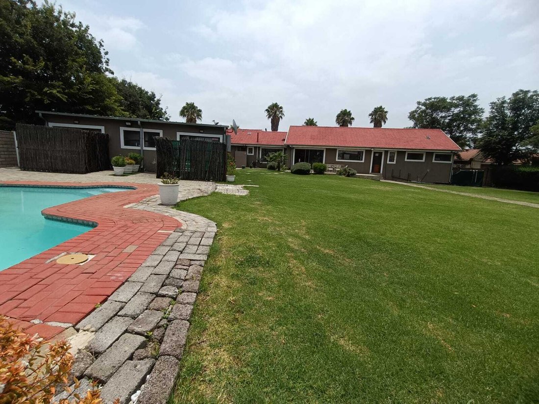 House in Vanderbijlpark, Gauteng, South Africa 2 - 16981787