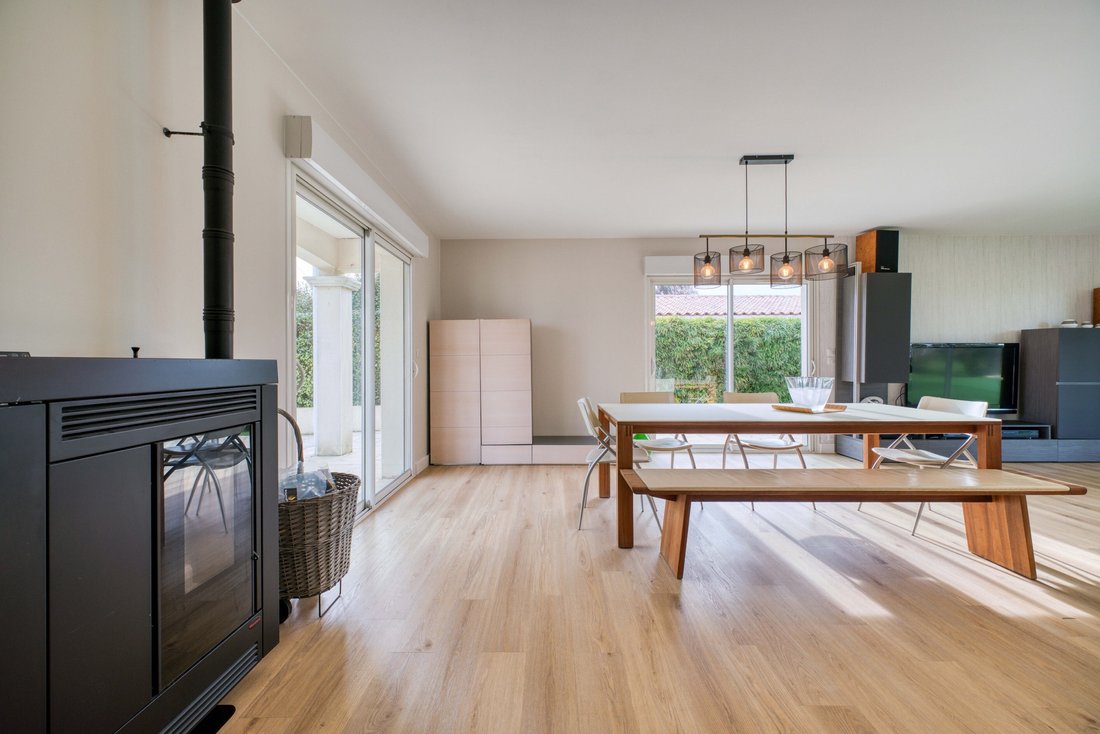 House in Medis, Nouvelle-Aquitaine, France 4 - 16983904