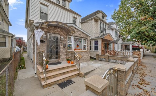 House in New York, New York, United States 1