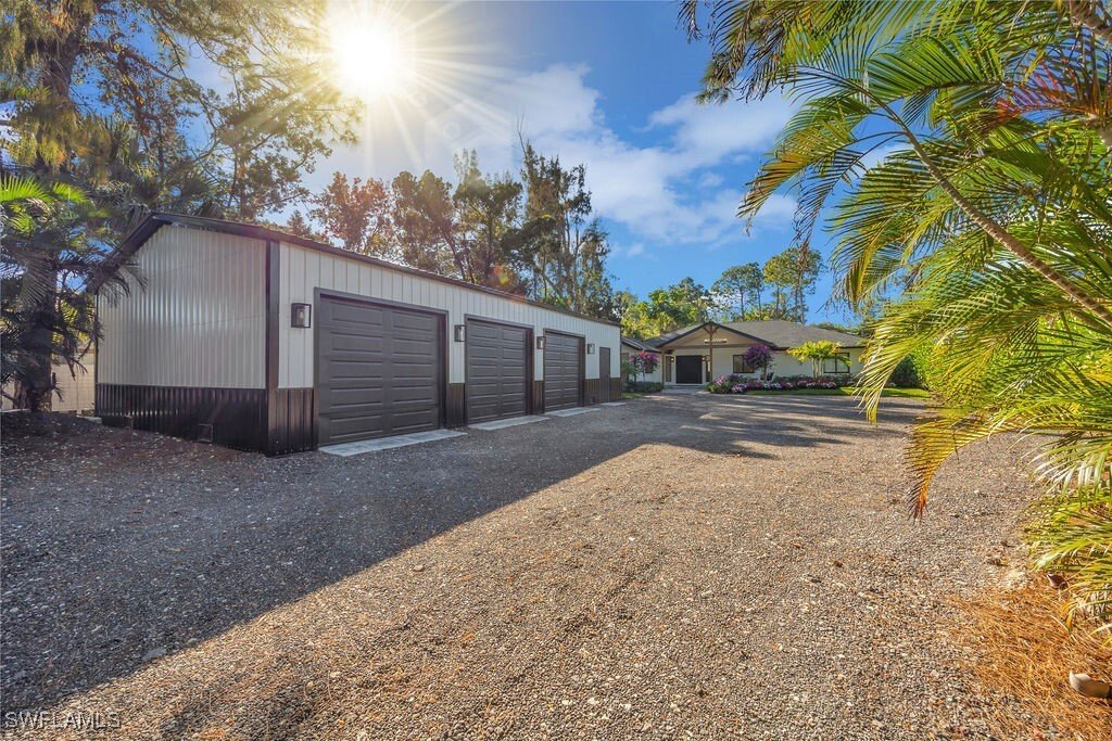 House in Naples, Florida, United States 5 - 16977508
