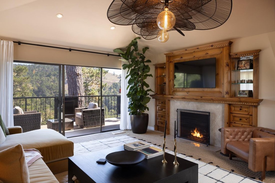 Condo in Carmel-by-the-Sea, California, United States 1 - 16983236