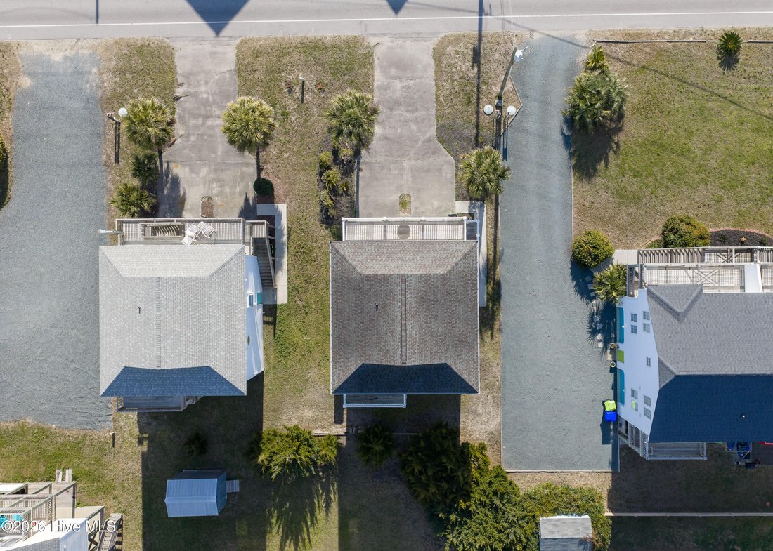 House in North Topsail Beach, North Carolina, United States 4 - 16977364