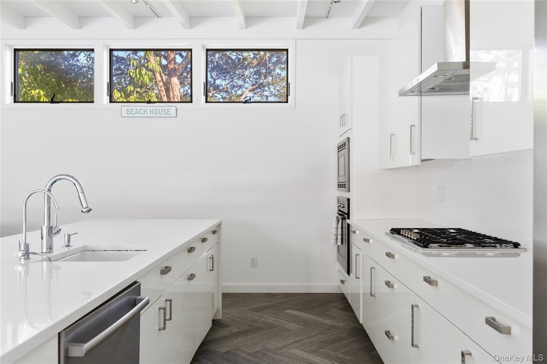 House in Ocean Beach, New York, United States 5 - 16978640