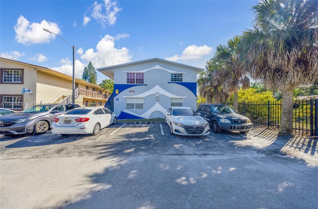 Fort Lauderdale, Florida, United States 1 - 16985859