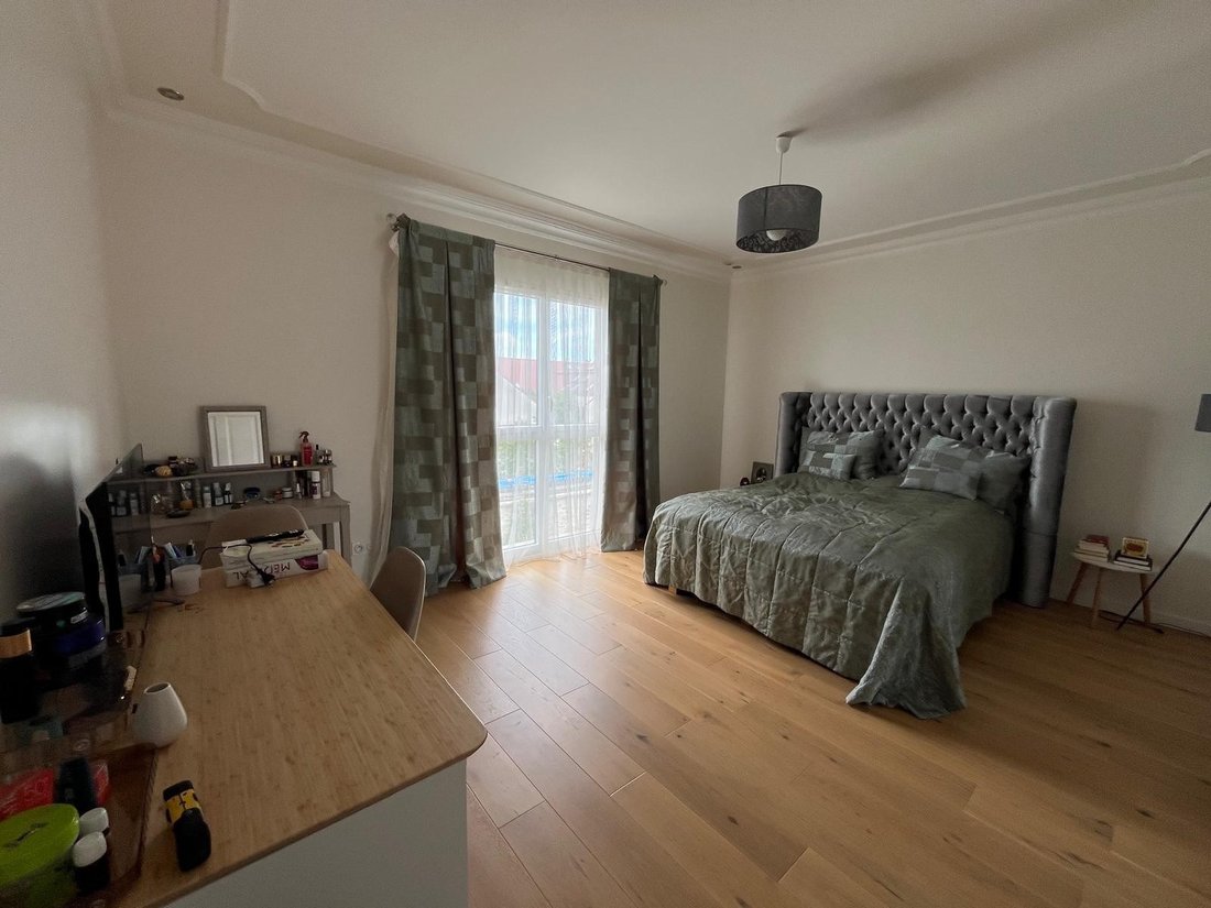 House in Rosny-sur-Seine, Ile-de-France, France 5 - 16983445