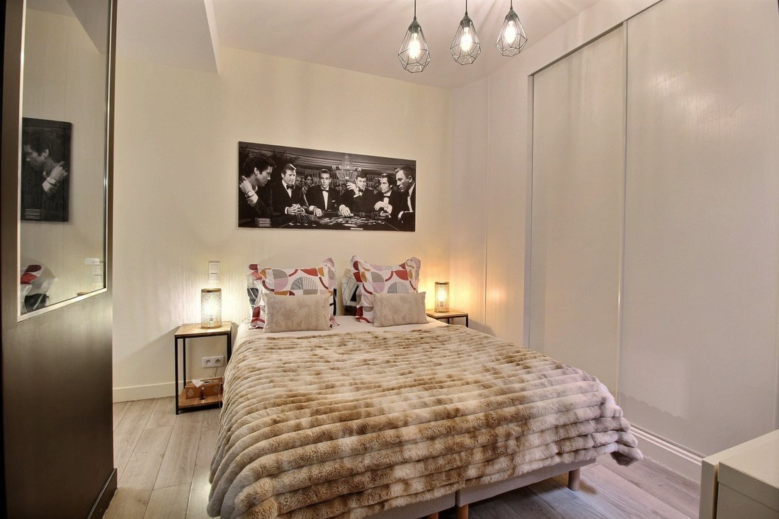Apartment in Pereire-Malesherbes, Paris 17e Arrondissement, Paris 4 - 16983549