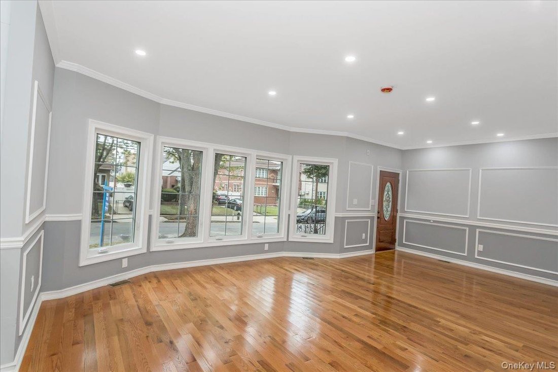 House in New York, New York, United States 4 - 16980692