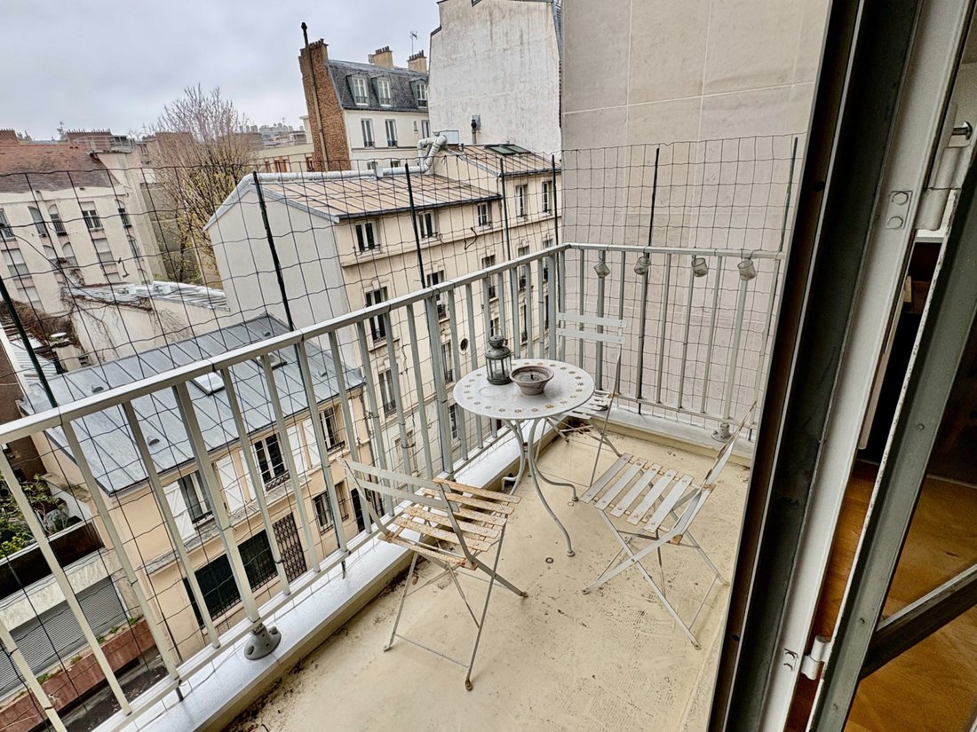 Apartment in Pereire-Malesherbes, Paris 17e Arrondissement, Paris 2 - 16983596