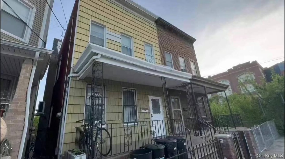 House in New York, New York, United States 1 - 16978289