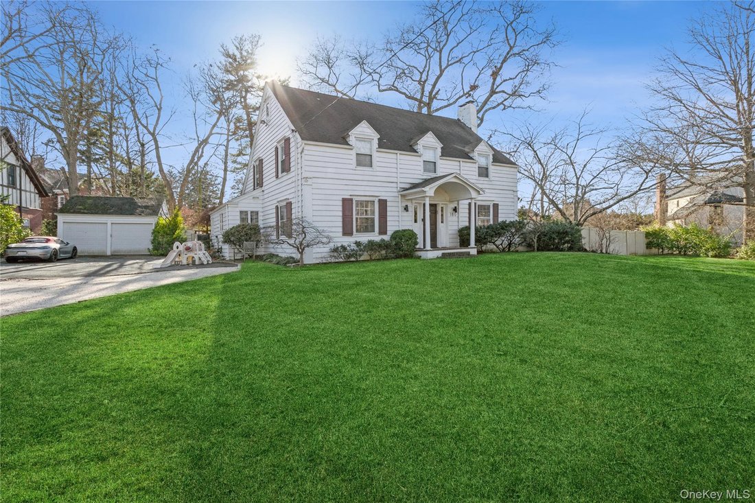 House in Lawrence, New York, United States 4 - 16980397