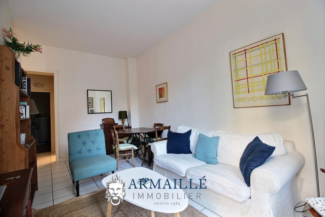 Apartment in Clignancourt-Jules Joffrin, Paris 18e Arrondissement, Paris 3 - 16983482