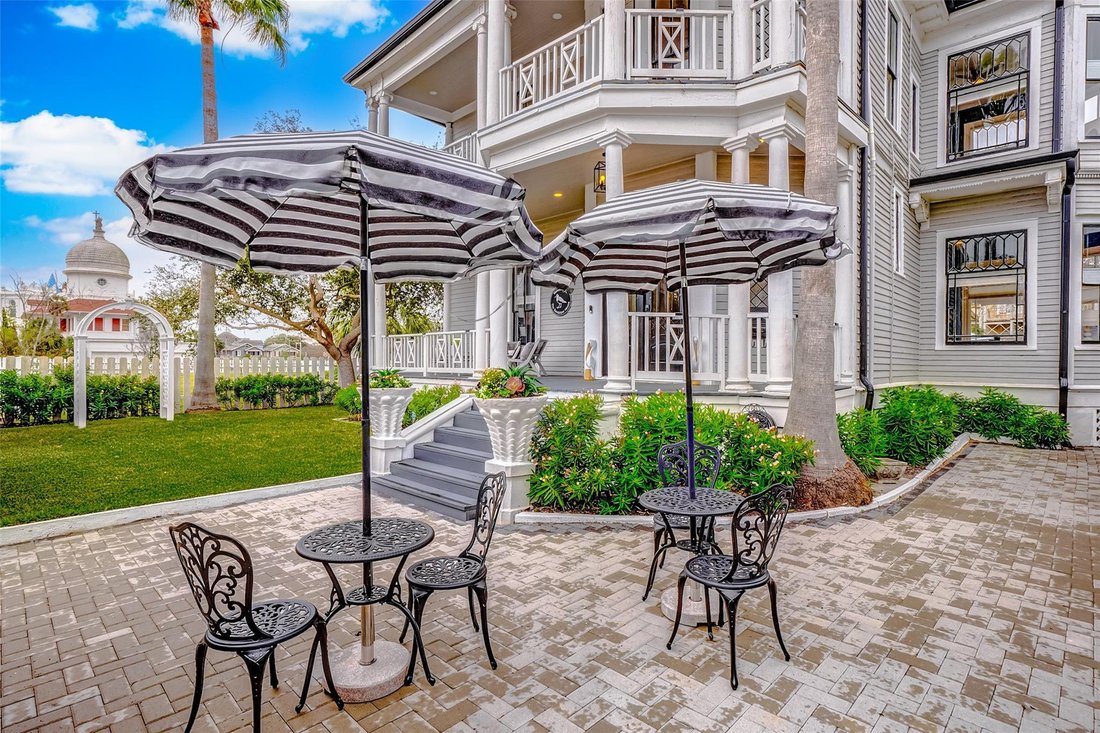 House in Galveston, Texas, United States 5 - 16982581