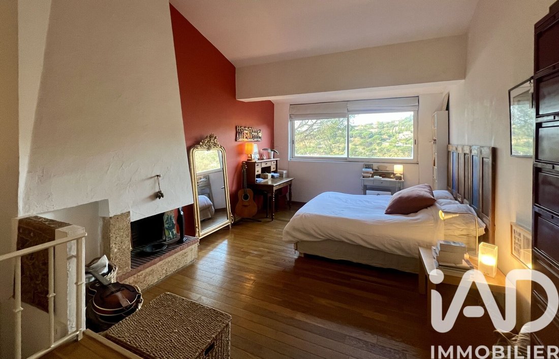 Casa en Grimaud, Provenza-Alpes-Costa Azul, Francia 4 - 16982213