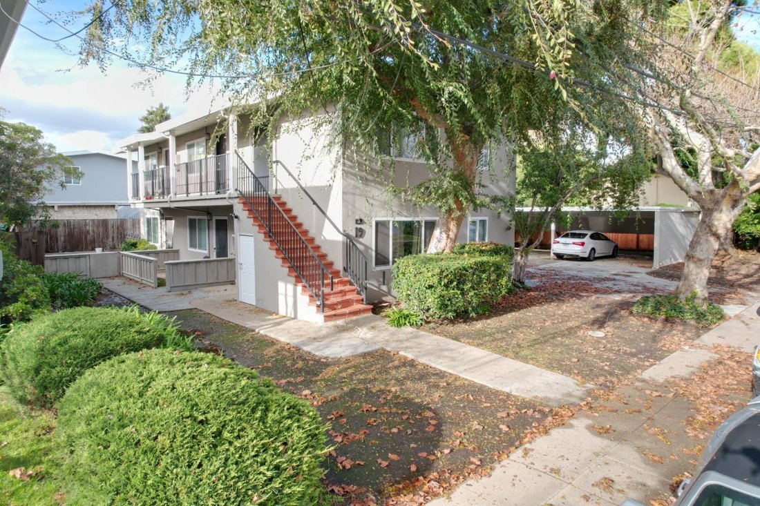 San Mateo, California, United States 3 - 16983252