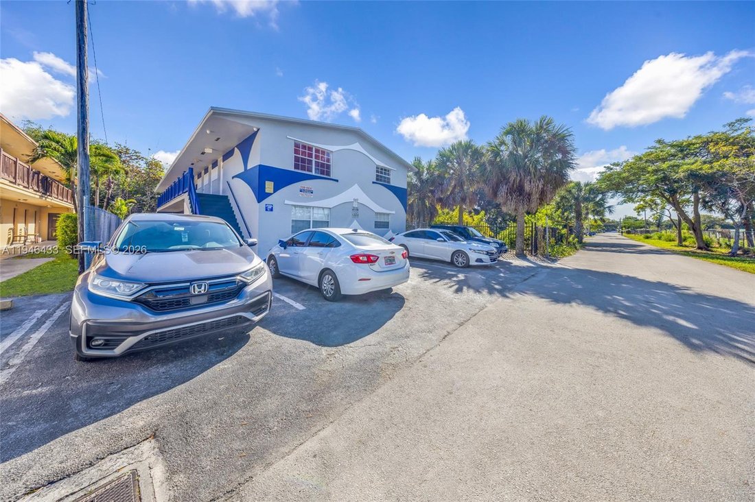 Fort Lauderdale, Florida, United States 2 - 16985859
