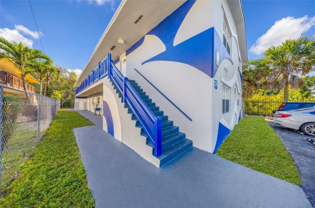 Fort Lauderdale, Florida, United States 4 - 16985859