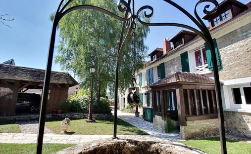 House in Pacy-sur-Eure, Normandy, France 1