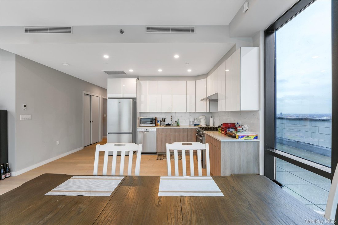 Condo in New York, New York, United States 4 - 16978099
