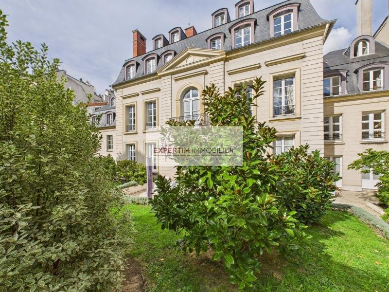 Apartment in Domaine National du Château, Versailles, France 2 - 16983376