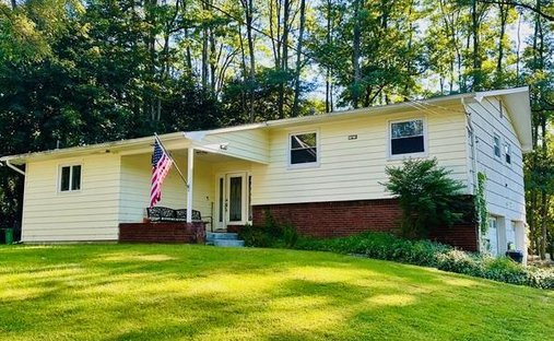 House in Spring Valley, New York, United States 1