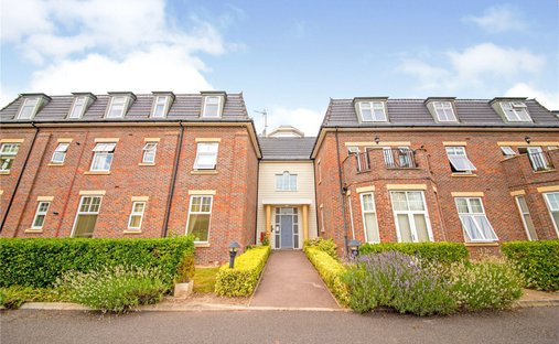 Apartment in Ferney Hill, Enfield, England 1