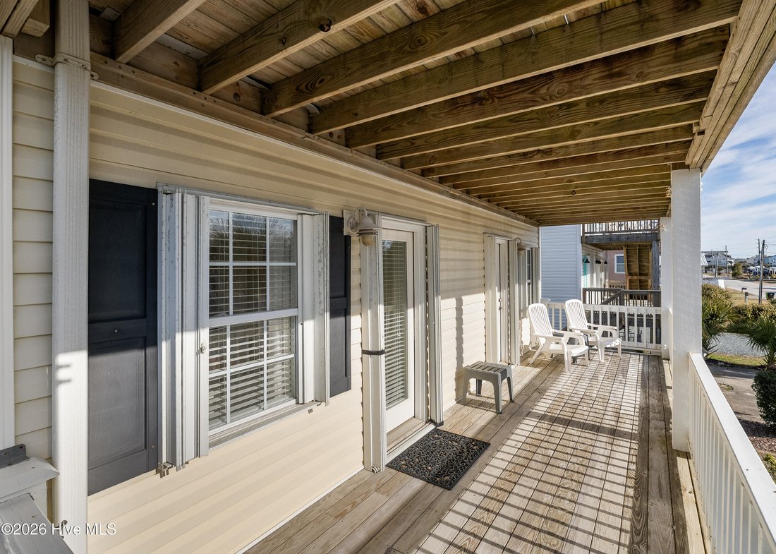 House in North Topsail Beach, North Carolina, United States 5 - 16977364