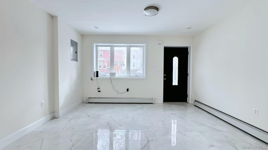 House in New York, New York, United States 3 - 16978772