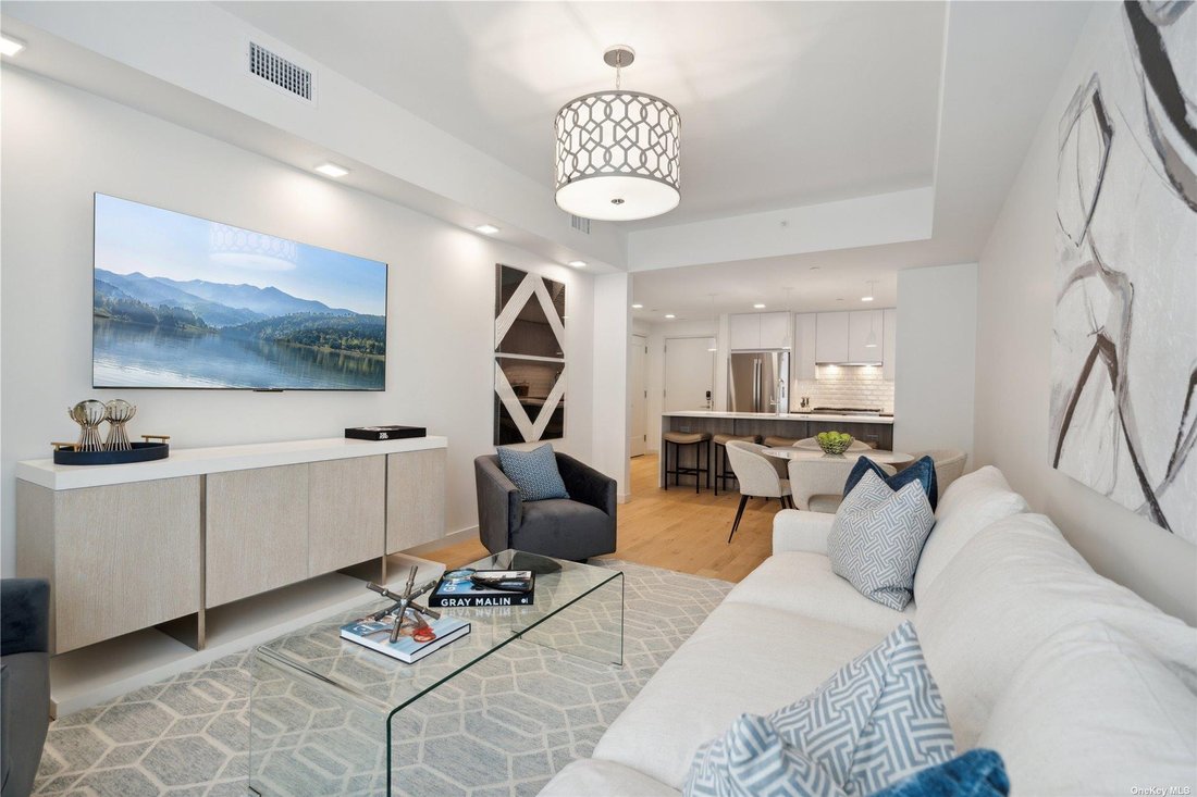 Condo in Great Neck, New York, United States 2 - 16979076