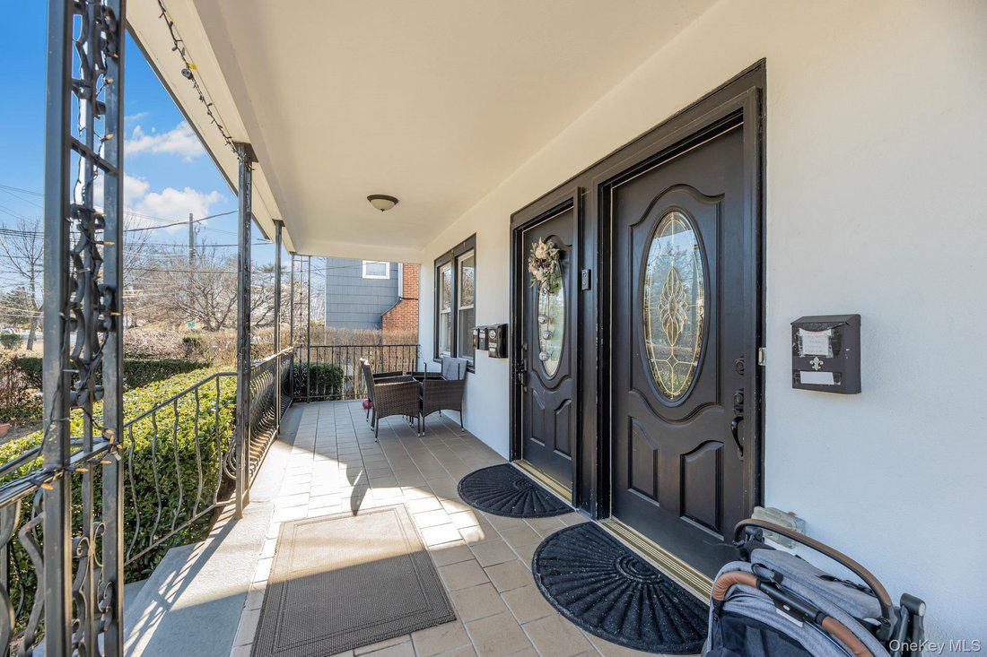 House in New Rochelle, New York, United States 4 - 16979782
